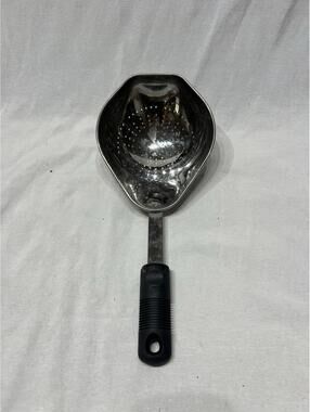 Stainless Steel Colander Handle 16 “Strainer/Dipper Scoop pasta Farberware Large